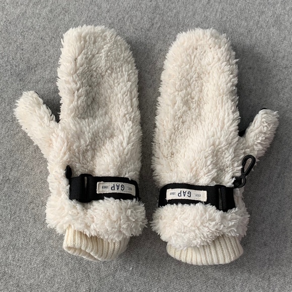 Girls Faux Fur/Fleece Mittens - Picture 1 of 6